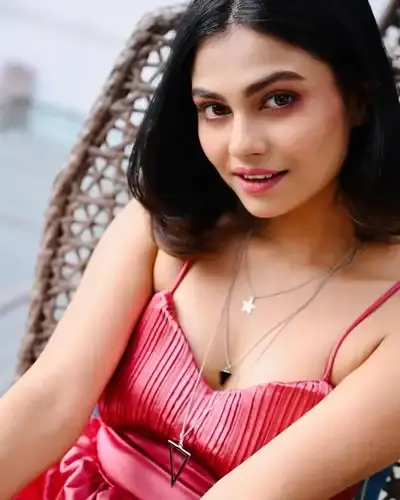 Escort Service Bhuvanagiri